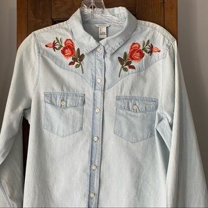 Embroidered Denim Shirt Size L Forever 21